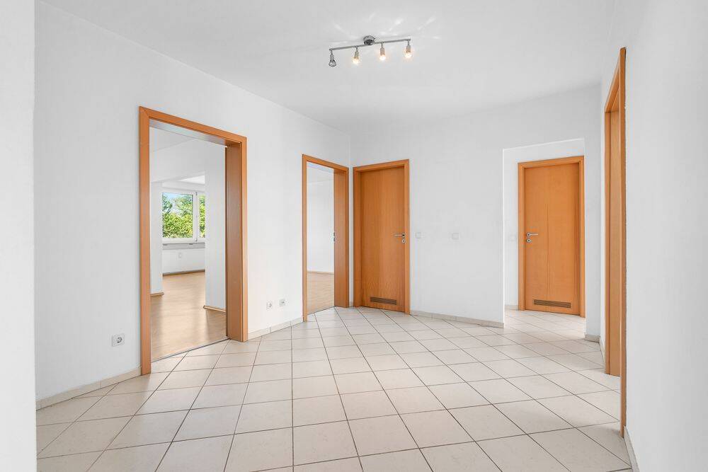 Mehr Raum für Ihre Familie - helle 4-Zimmer-Wohnung mit West-Balkon, Aufzug und Außenstellplatz – Hamburg – Vorschaubild 5