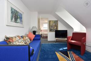Schön möblierte DG-Wohnung in toller Wohnlage im Stuttgarter Westen – 70193 Stuttgart – Vorschaubild 6