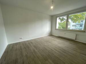 Bezugsfertige Wohnung mit großem Balkon – 47178 Duisburg – Vorschaubild 3