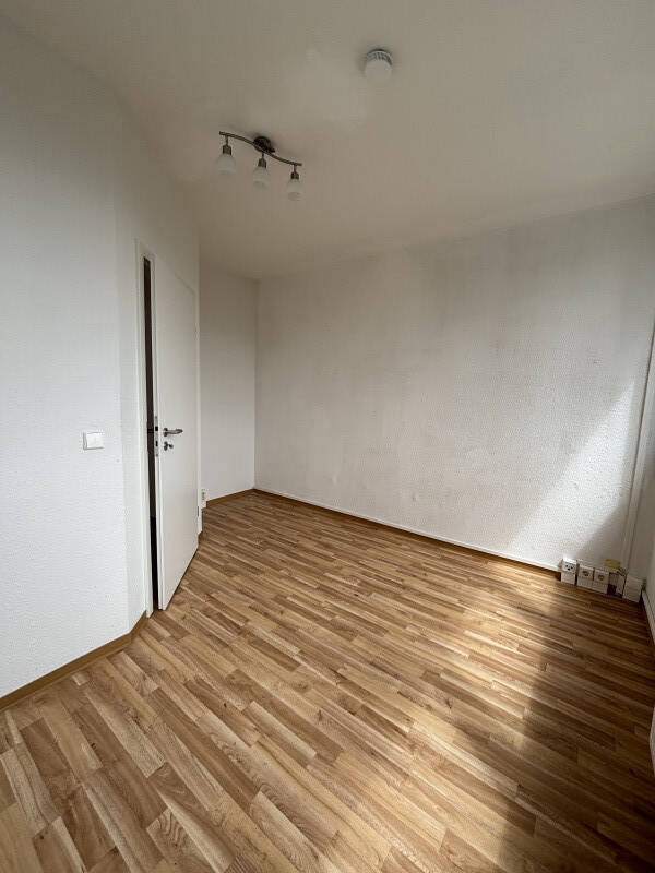 3-Raum-Wohnung mit Einbauküche – Frankfurt (Oder) – Vorschaubild 4