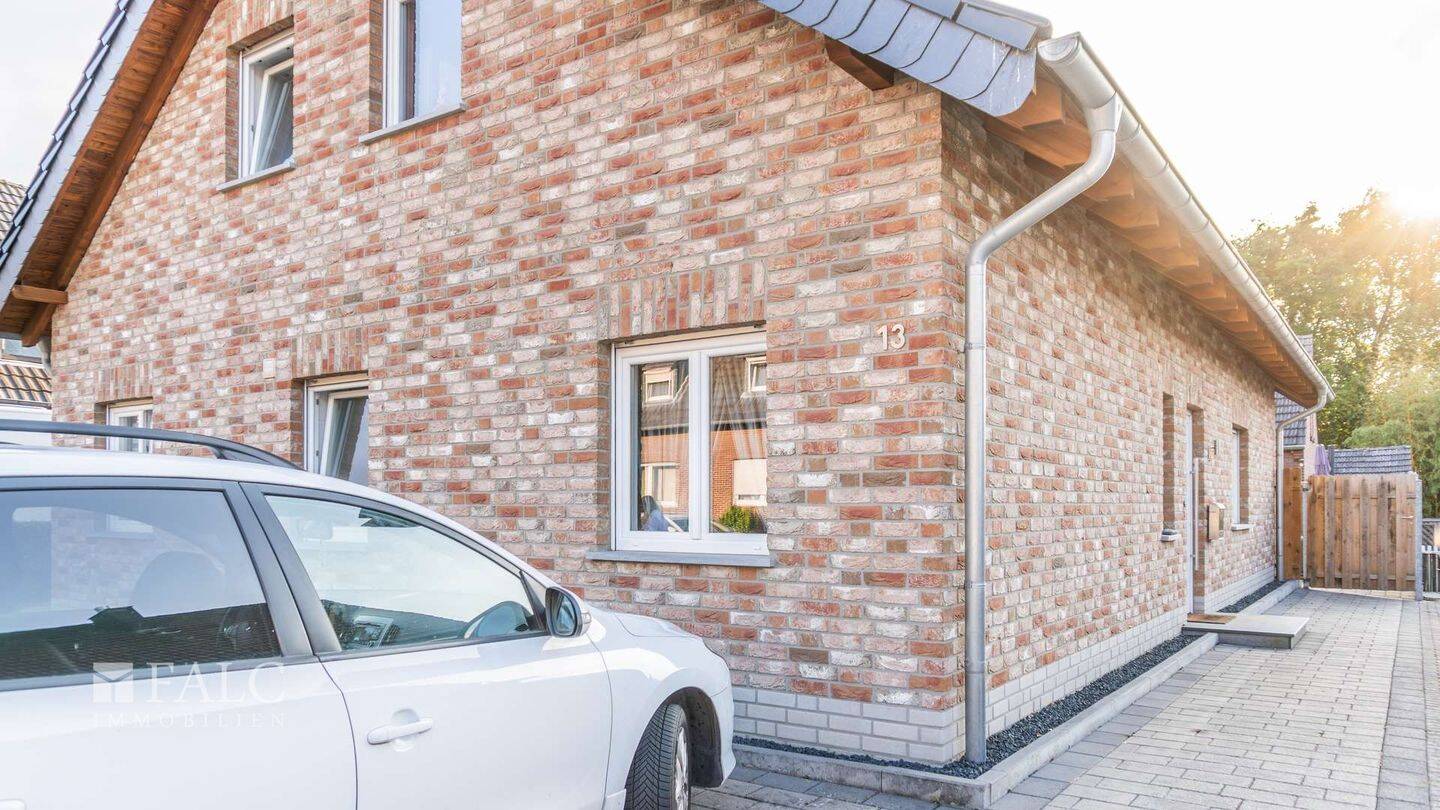 Charmantes Einfamilienhaus mit hochwertiger Küche! – Wegberg – Vorschaubild 8