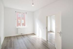 Stilvoll wohnen im Zentrum - renovierte 3-Zimmer-Wohnung in Toplage – 70180 Stuttgart – Vorschaubild 4