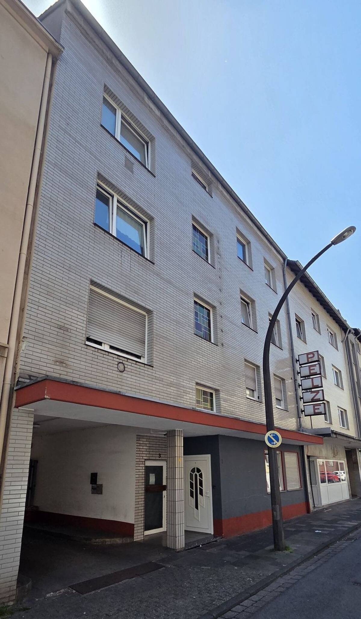 GELEGENHEIT!!! TOP RENOVIERTE 3 ZIMMER DACHGESCHOSS WOHNUNG in DUISBURG - RHEINHAUSEN - MITTE!!! – 47226 Duisburg – Bild 1 von 9