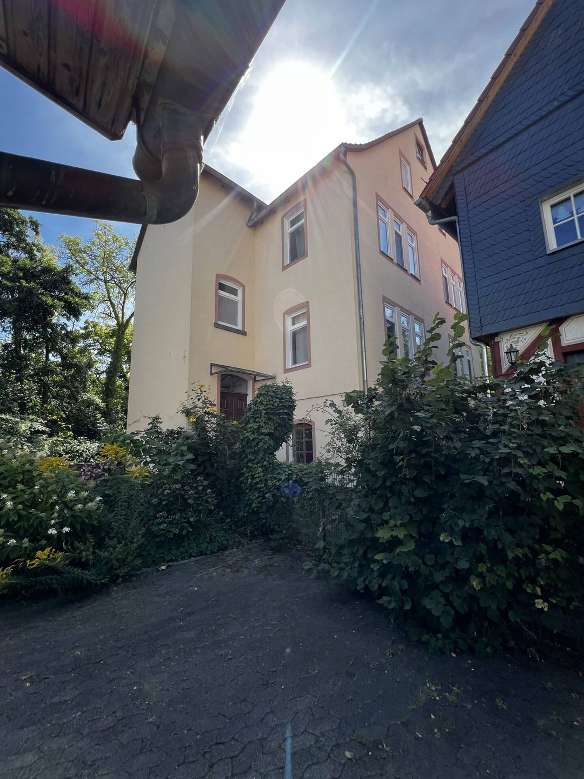 Haus in 35037 Marburg mit 420,44 m² kaufen