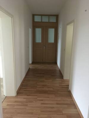 schöne Wohnung am Rande der Innenstadt: 3-Zimmer Wohnung im 1. OG, mit Stellplatz – 9113 Chemnitz – Vorschaubild 7
