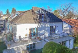 Schöne Maisonette-Dachgeschosswohnung in einem kleinen Mehrfamilienhaus mit nur 6 Einheiten in Solln – 81479 München – Vorschaubild 2