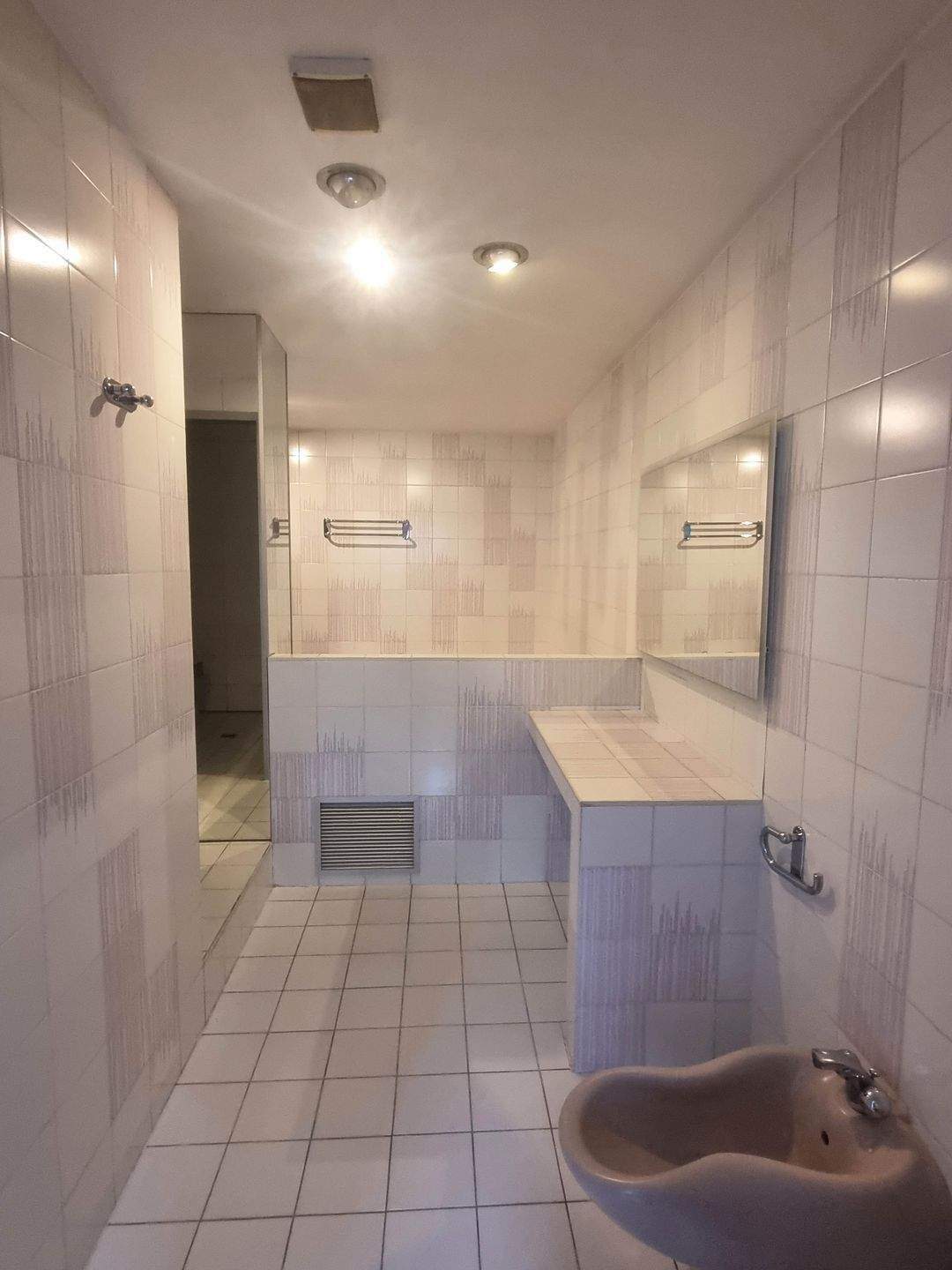 Immobilienpaket: 4 Eigentumswohnungen, Gewerbefläche, Lagerfläche im Zentrum – Saarbrücken – Vorschaubild 8