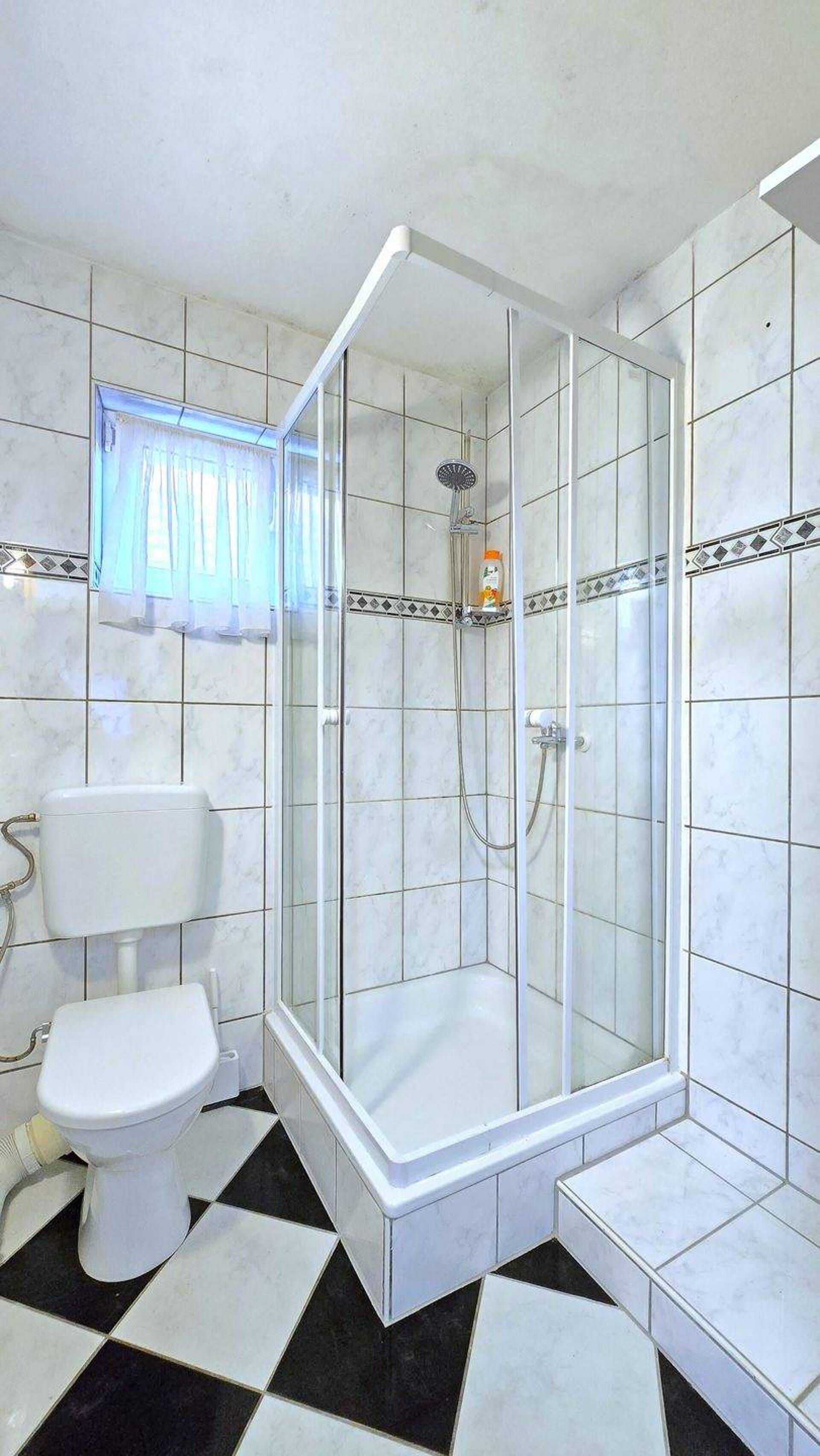 Haus in 79798 Jestetten mit 180 m² kaufen