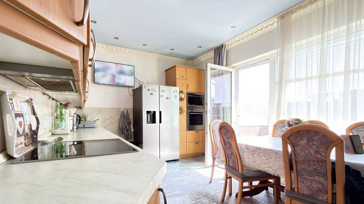 Großzügiges Familienhaus für Wohnen & Arbeiten – Kiel – Vorschaubild 6