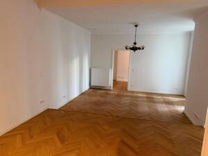 Energieeffiziente Altbauwohnung in Berlin Friedrichshain provisionsfrei, bezugsfrei – 10247 Berlin – Vorschaubild 9