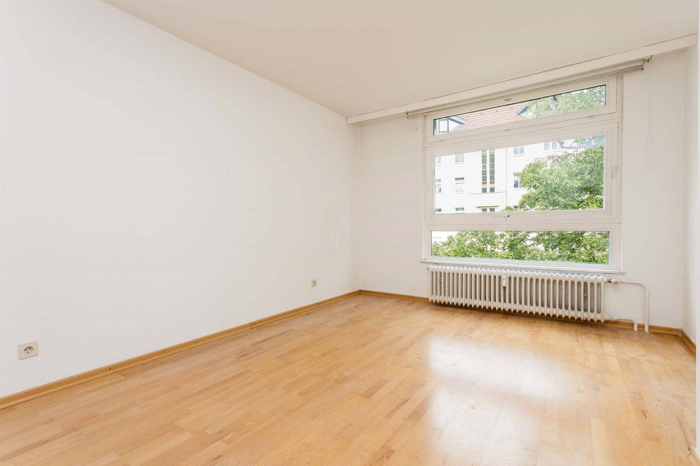 Gelegenheit nahe Botanischem Garten! Gut geschnittene 3-Zimmer-Wohnung mit großem Balkon und Blick ins Grüne – Berlin – Vorschaubild 7
