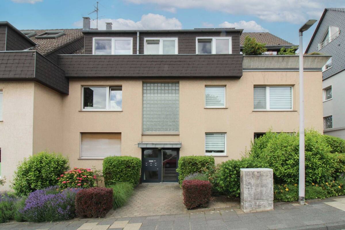 Solide Kapitalanlage - 2 Zimmer- Erdgeschosswohnung mit Garage – 45475 Mülheim an der Ruhr – Bild 1 von 9