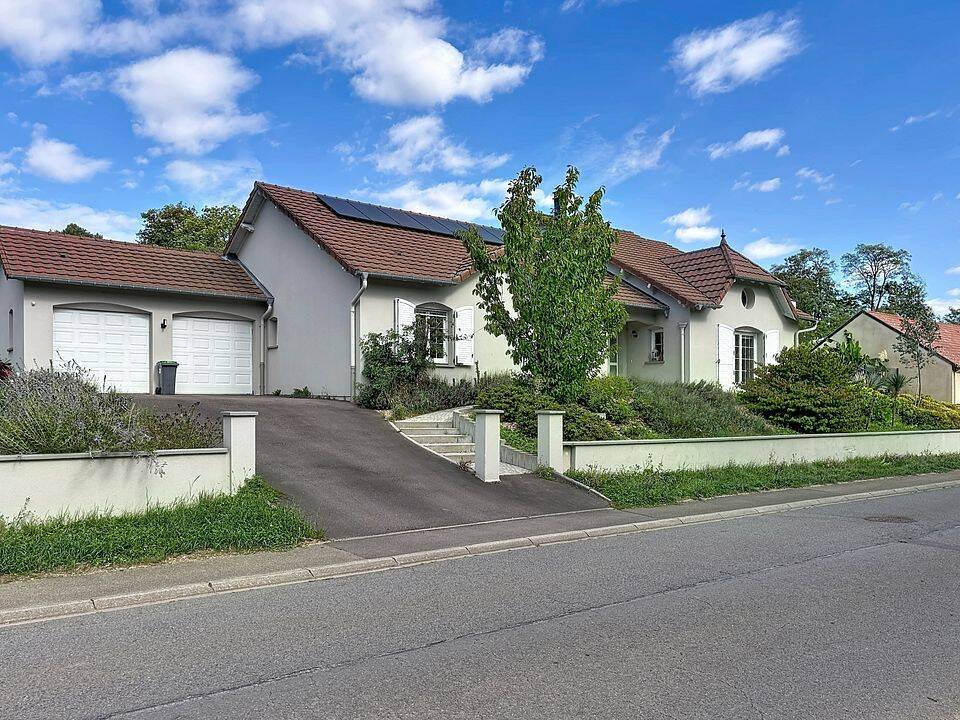 Maison 7 pièces 213 m² · à Haute-Kontz · 213 m² · 565 000 €