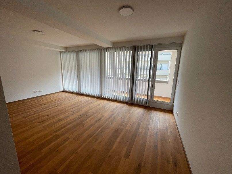Sanierte Ein-bis Zweizimmerwohnung in zentraler Innenstadtlage von Wiesbaden – Wiesbaden – Vorschaubild 4