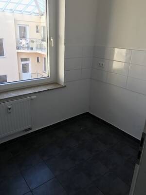 Stilvolle 2-R-Wohnung-Maisonette im 1.OG BLK. ca.65m² in MD. Schleinufer zu vermieten. – 39104 Magdeburg – Vorschaubild 4