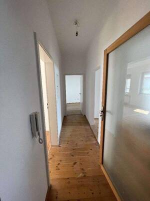 Renovierte und leerstehende 3 ZKB-Obergeschosswohnung in LU-Mundenheim (3 Parteienhaus)! – 67065 Ludwigshafen am Rhein – Vorschaubild 7