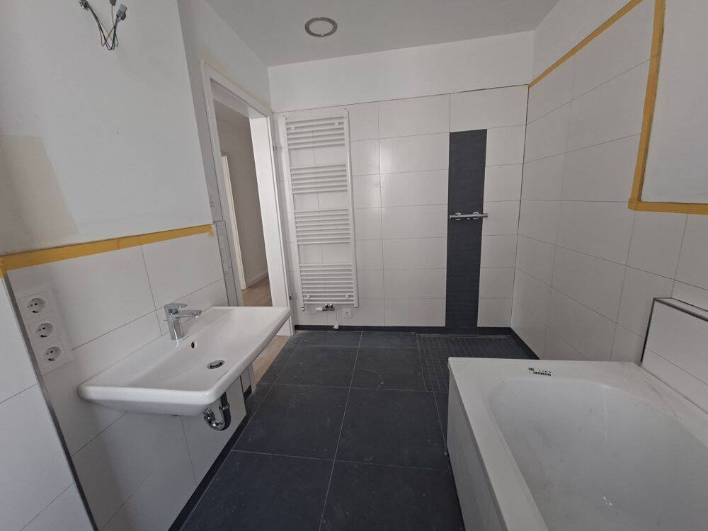 Geräumige 2 Raumwohnung mit Terrasse und Vorgarten zu verkaufen! Neubauprojekt! – Dresden – Vorschaubild 7