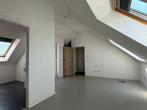 Moderne 2 Zimmer Wohnung auf zwei Etagen mit Balkon! – 51147 Köln – Vorschaubild 9