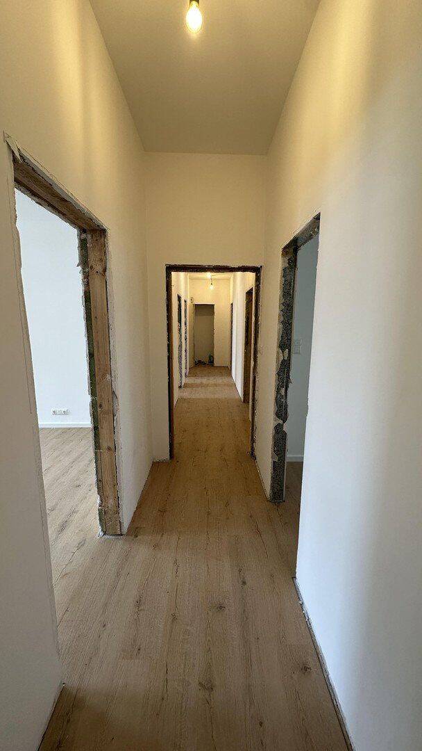 Frisch sanierte Eigentumswohnung mit Altbaucharme in ruhiger Gegend von Wuppertal – Wuppertal – Vorschaubild 8