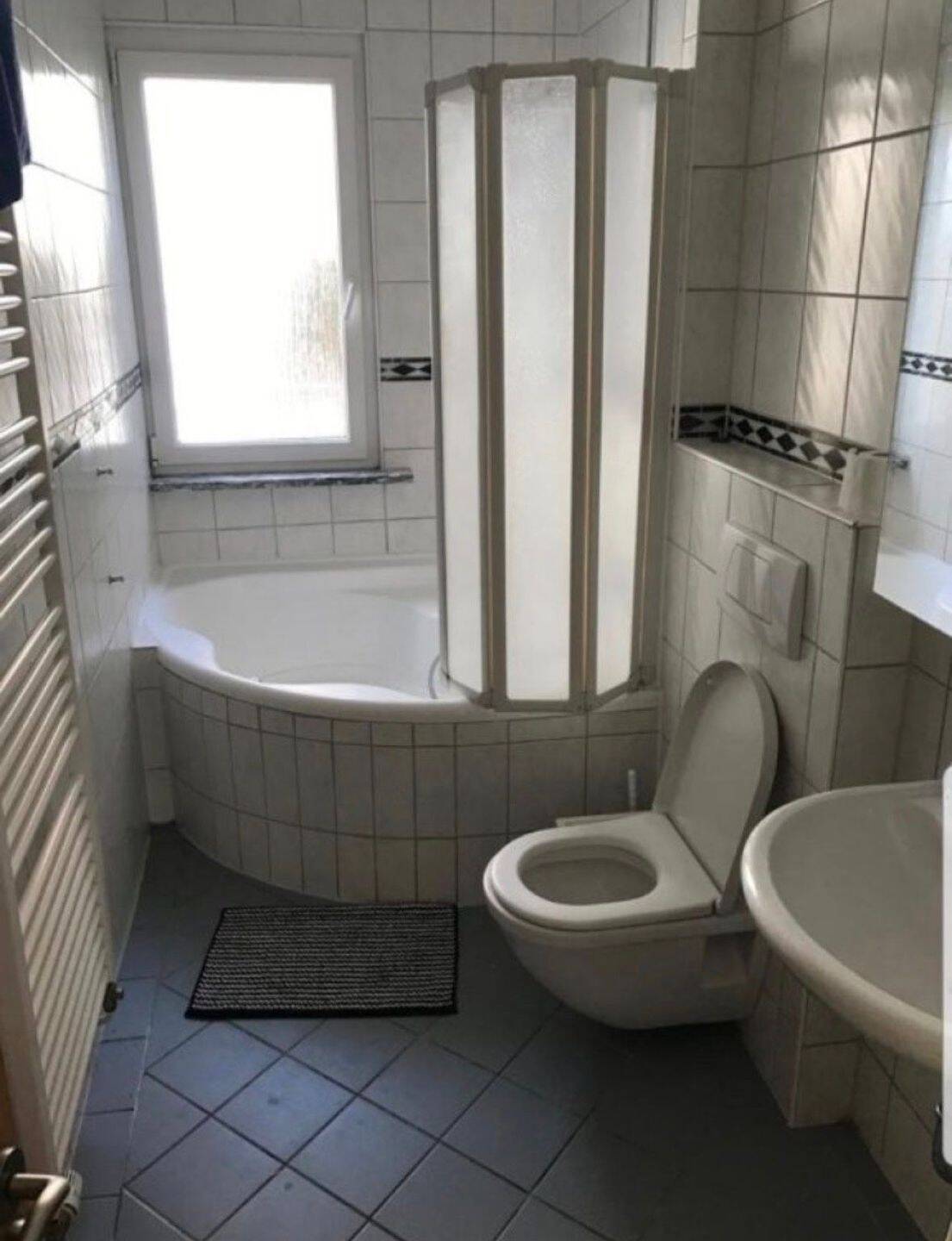 3 FREIE WG Zimmer in neu renovierten Wohnung zu vermieten – Stuttgart – Vorschaubild 5
