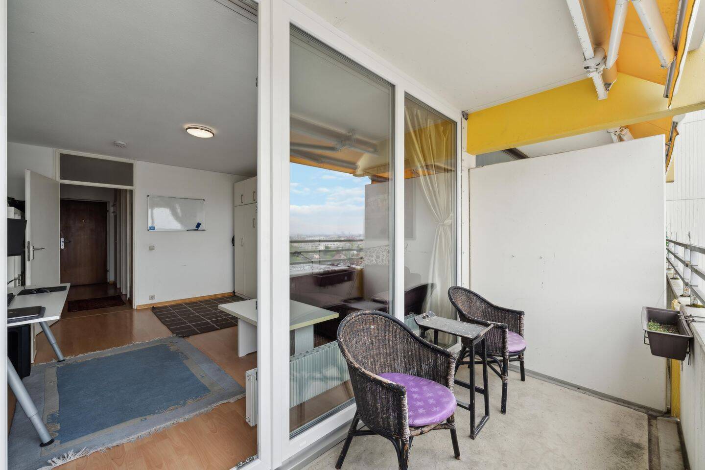 Top Studio-Apartment in Schwabing mit herrlichem Ausblick! – München – Vorschaubild 9