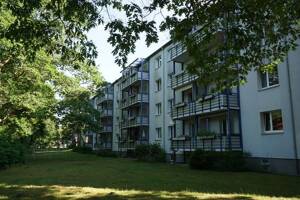 Familienfreundliches Wohnen mit durchdachtem Grundriss – 14478 Potsdam – Vorschaubild 2
