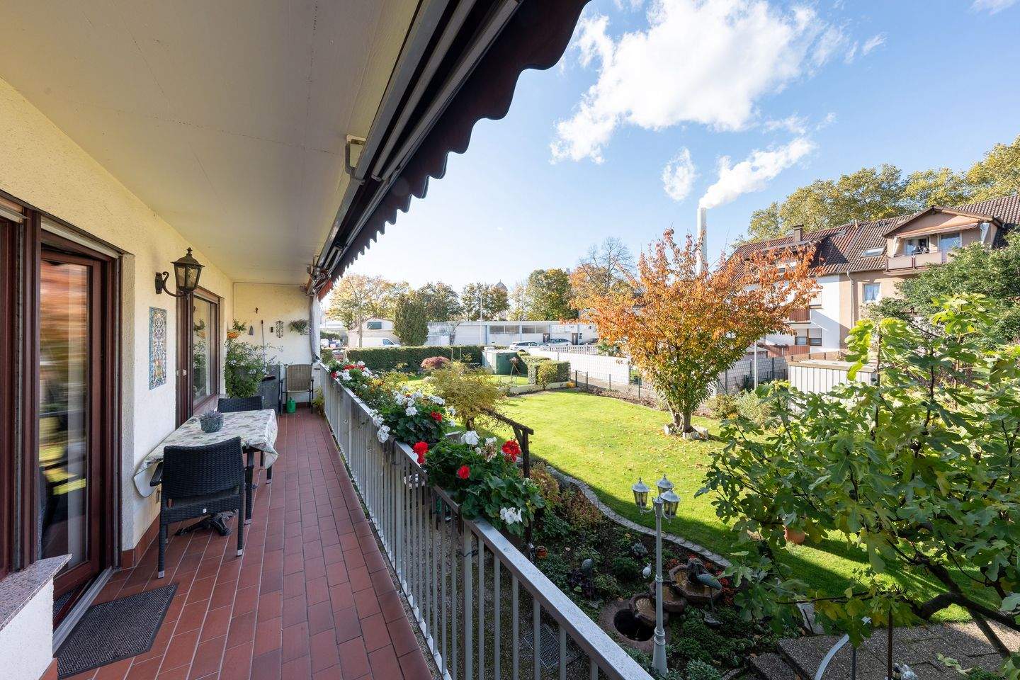 Charmantes Dreifamilienhaus mit guter Infrastruktur auf Erbpacht - gepflegt, mit idyllischem Garten