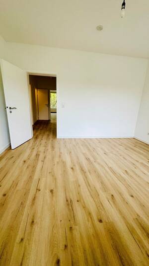 Schicke Wohnung! Frisch renoviert! Jetzt anschauen! – 40239 Düsseldorf – Vorschaubild 7