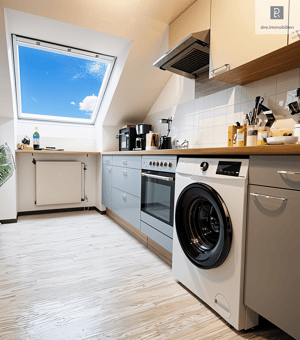 Düsseldorf-Lierenfeld: 2-Zimmer Wohnung mit kernsaniertem Badezimmer, Loggia sowie Außenstellplatz – 40231 Düsseldorf – Vorschaubild 5