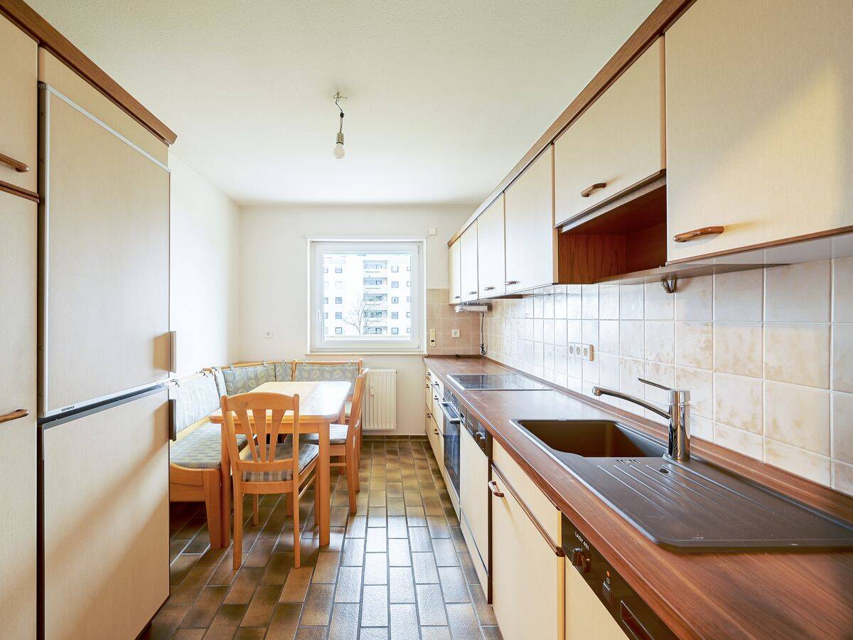 Wohnen mit Wohlfühlfaktor: Helle Eigentumswohnung mit Loggia, TG-Stellplatz und viel Potenzial! – Karlsruhe – Vorschaubild 6