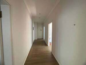 Oberkassel Großzügige 2-Zimmer-Wohnung mit Balkon – 40545 Düsseldorf – Vorschaubild 3