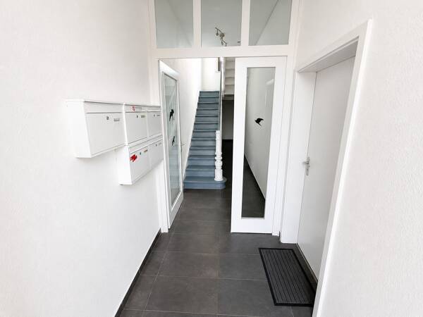 Mehrfamilienhaus in 50827 Köln mit 290 m² kaufen