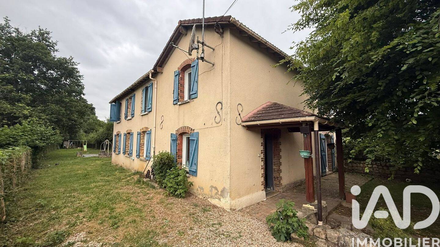 Maison 7 pièces 153 m² · à Vernoy · 153 m² · 159 000 €