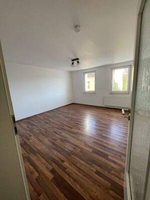 Gut aufgeteilte 2- Raumwohnung mit Badewanne und Balkon im angesagten Szeneviertel Buckau! – 39104 Magdeburg – Vorschaubild 4