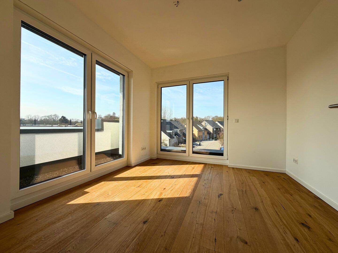 Baujahr 2020! 4-Zimmer-ETW in ruhiger, gefragter Lage von MG-Schrievers! * vermietet * Erdgeschoss * – Mönchengladbach – Vorschaubild 3