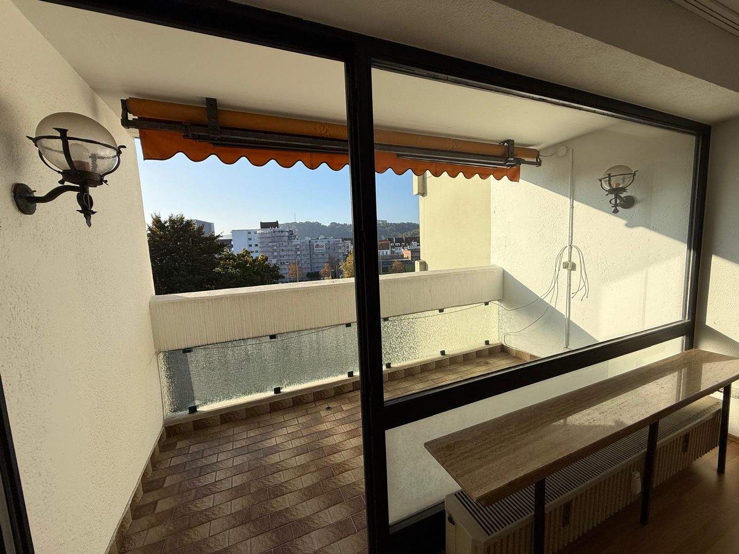 Beste Stadtlage, Sachsenweg, Saarbrücken, komfortable ETW-Wohnung mit Garage und Pool im Haus – Saarbrücken – Vorschaubild 8
