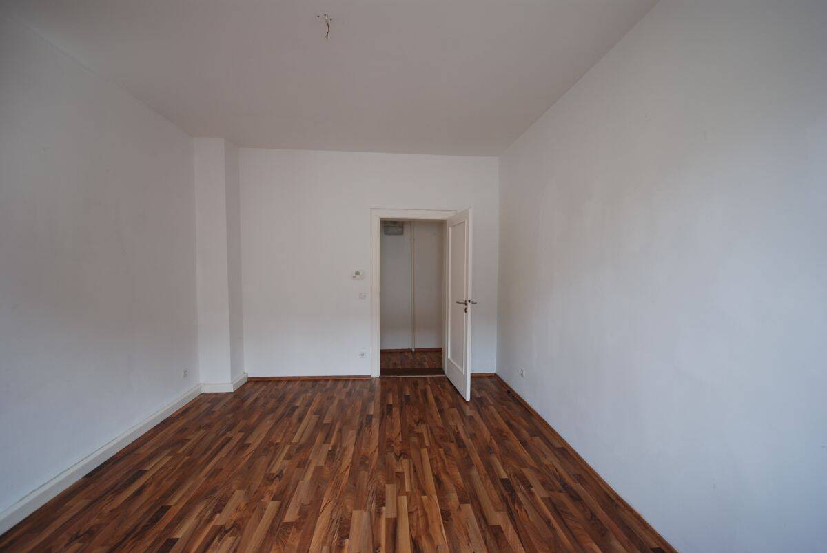 Klein aber fein - Top sanierte 2-Zimmer Wohnung mit großem Balkon! – Nürnberg – Vorschaubild 5