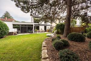 FIRSTPLACE - Ein Zuhause zum Verlieben: Großes Familienhaus mit Traumgarten – 80997 München – Vorschaubild 2
