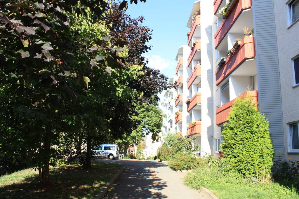 3-Raum-Wohnung mit Balkon nahe Markuskirche – Chemnitz – Vorschaubild 5
