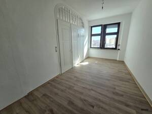 6 Zimmer, 150 m² & Altbauflair - Großzügiges Wohnen im Herzen von Bad Rodach – 96476 Bad Rodach – Vorschaubild 3