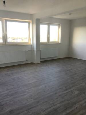 ab sofort: großzügig, renoviert und zentral: Geräumiges, helles Appartment mit Balkon – 46045 Oberhausen – Vorschaubild 6