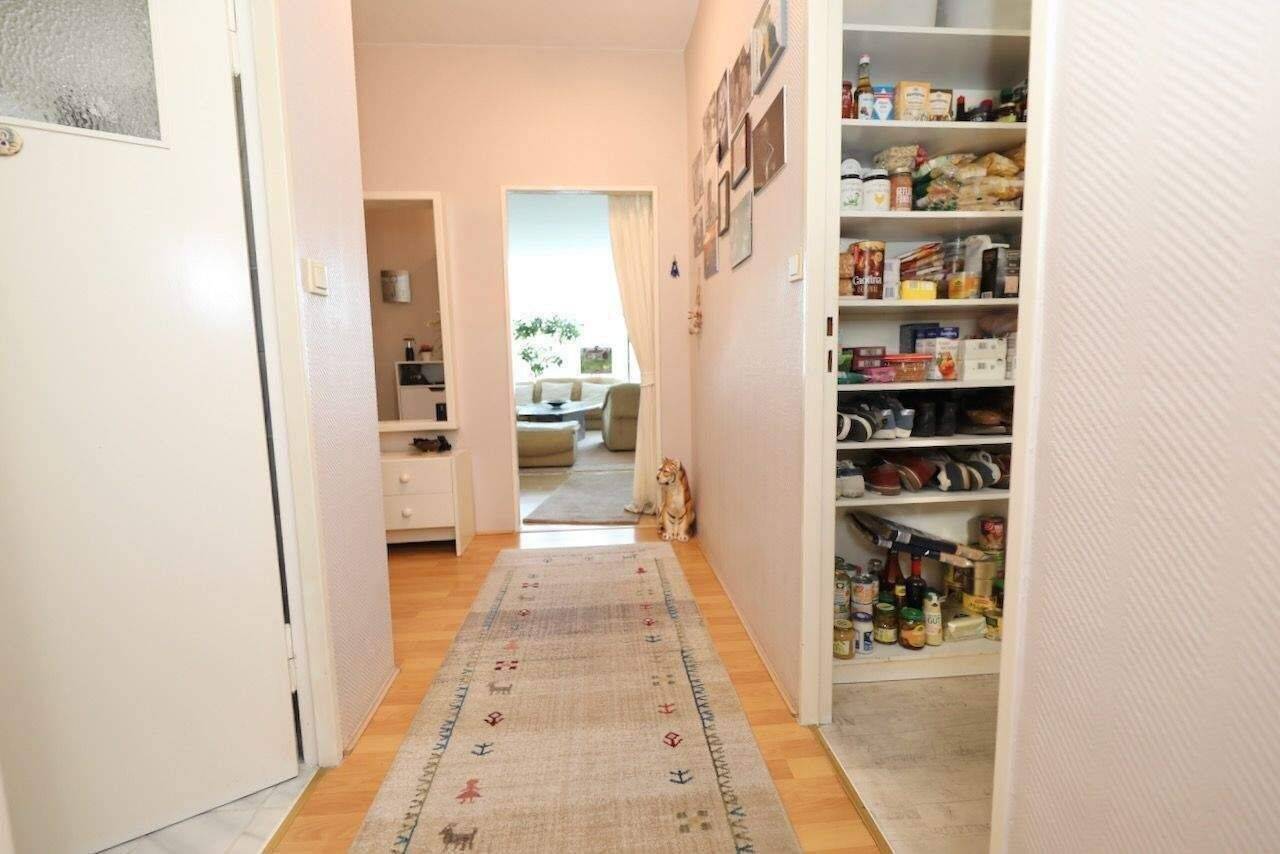 MIT AUFZUG, SÜDWEST-LOGGIA & PARKPLATZ-OPTION - SEHR GEPFLEGT - AUS 2 EINHEITEN ZUSAMMENGELEGT – Berlin – Vorschaubild 3
