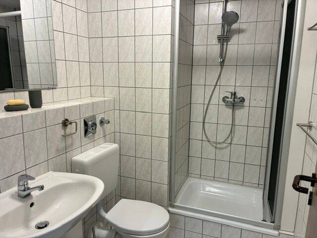 Helle & ansprechend gestaltete 2-ZKB mit Terrasse, neuer Küche & TG-Stellplatz – ideal für Pendler – Trier – Vorschaubild 7