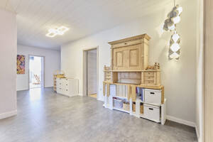 *VIEL PLATZ ZUM LEBEN - LIEBEN - STREITEN - BEQUEM AUF EINER EBENE - ZU KAUFEN IN GÖGGINGEN* – 86199 Augsburg – Vorschaubild 4