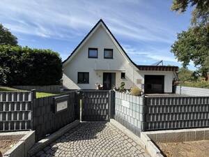 Saniertes Einfamilienhaus mit hochwertigem Nebengebäude – 23569 Lübeck – Vorschaubild 4