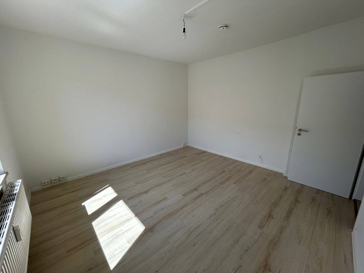 Ideal für Singles oder Pärchen! Modern 2-Zimmer-Wohnung! – Magdeburg – Vorschaubild 2