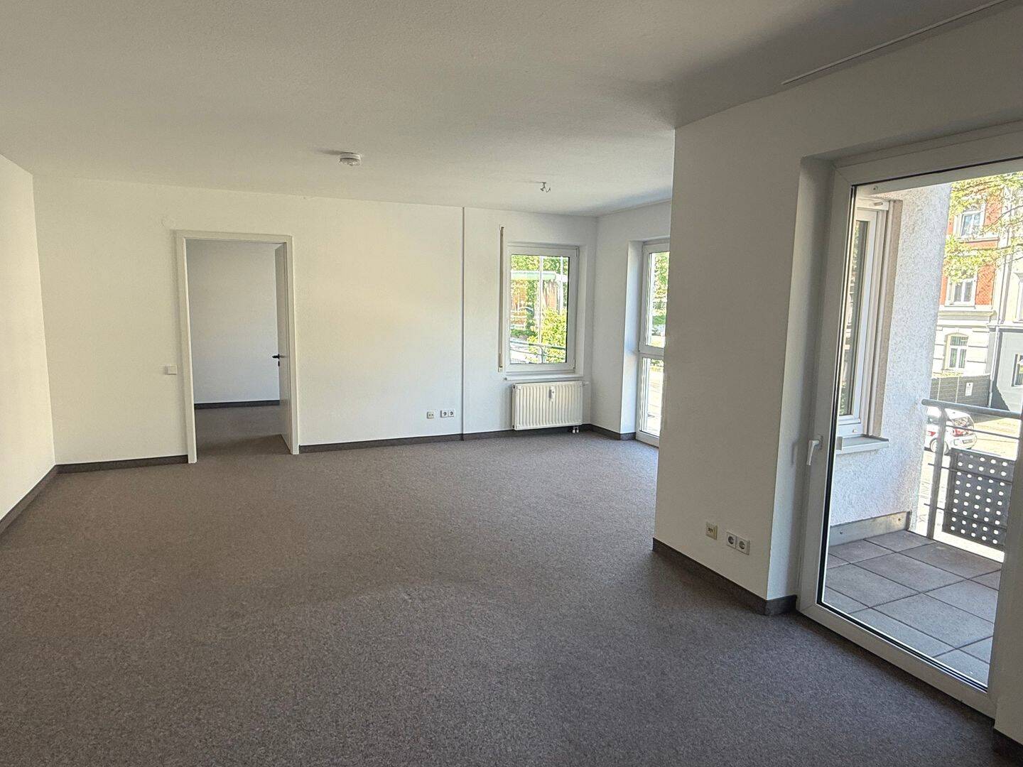BARRIEREFREI - 2-Raum-APARTMENT MIT 2 BALKONEN - SENIOR LIVING -