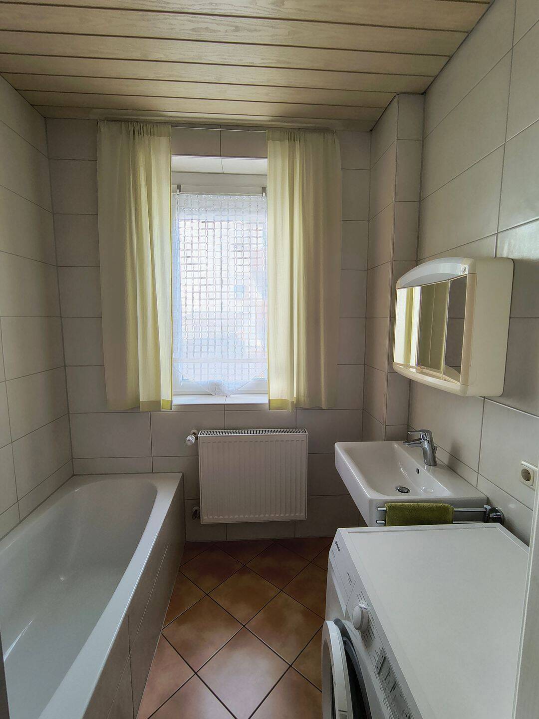 2-Zimmer-Wohnung in Bamberg befristet zu vermieten – Bamberg – Vorschaubild 3