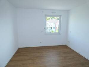 Modern geschnittene 4-Zimmer-Wohnung mit Einbauküche und Aufzug – 51377 Leverkusen – Vorschaubild 9