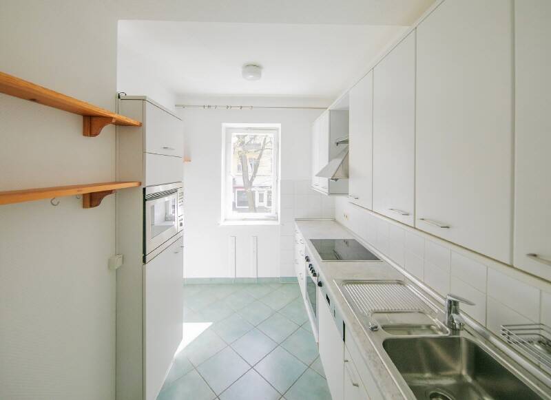 Nebeneinander am Ludwigkirchplatz: 2 Whg m Aufzug Balkon u Stellplatz – Berlin – Vorschaubild 5